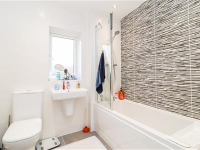 BATHROOM/W.C.
